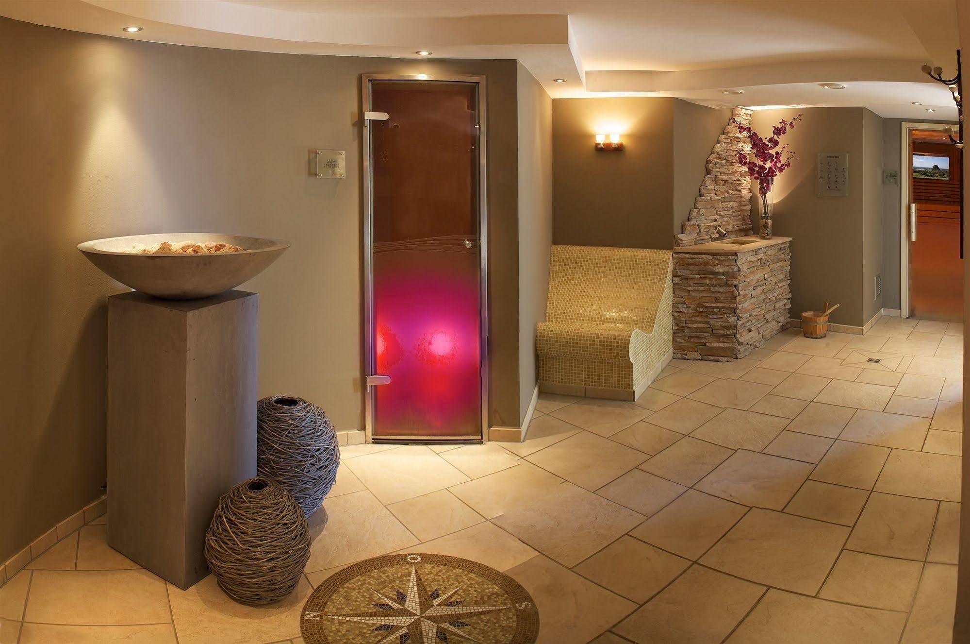 Romantik Seehotel Eichenhain Pelzerhaken Exteriör bild